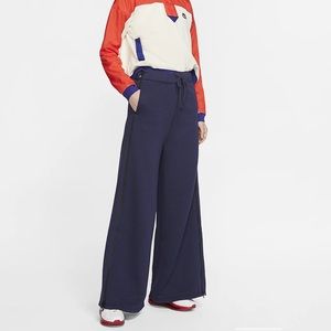 Nike sportswear city ready fleece blue pants XS